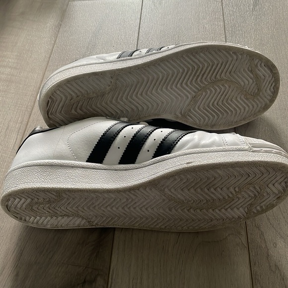 Adidas Sneaker 👟 - Picture 7 of 8